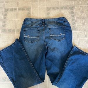 Maurices M Jeans Blue Denim Mid rise flare Jeans